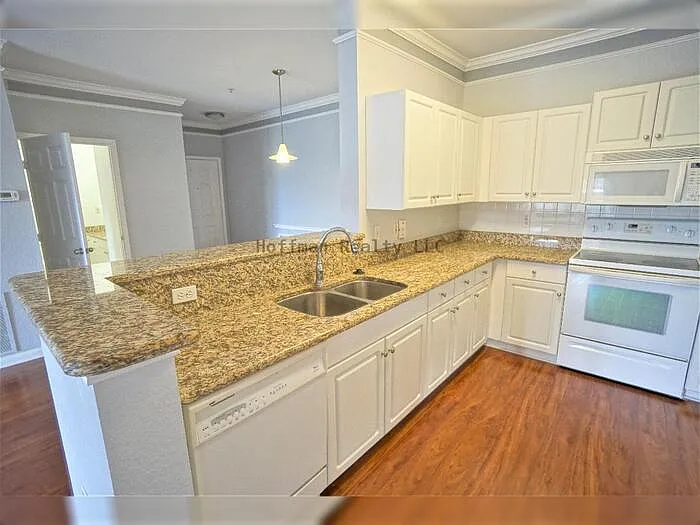 4304 Bayside Village Dr #204 — Photo 6