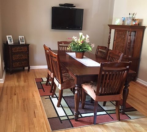 Spacious dining room