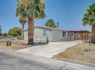 552 White Domes Dr, Muddy Valley, NV 89040