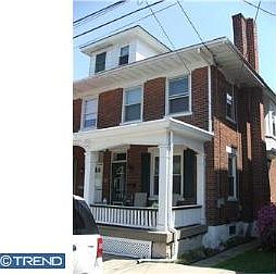 1st image of 132 N Walnut St