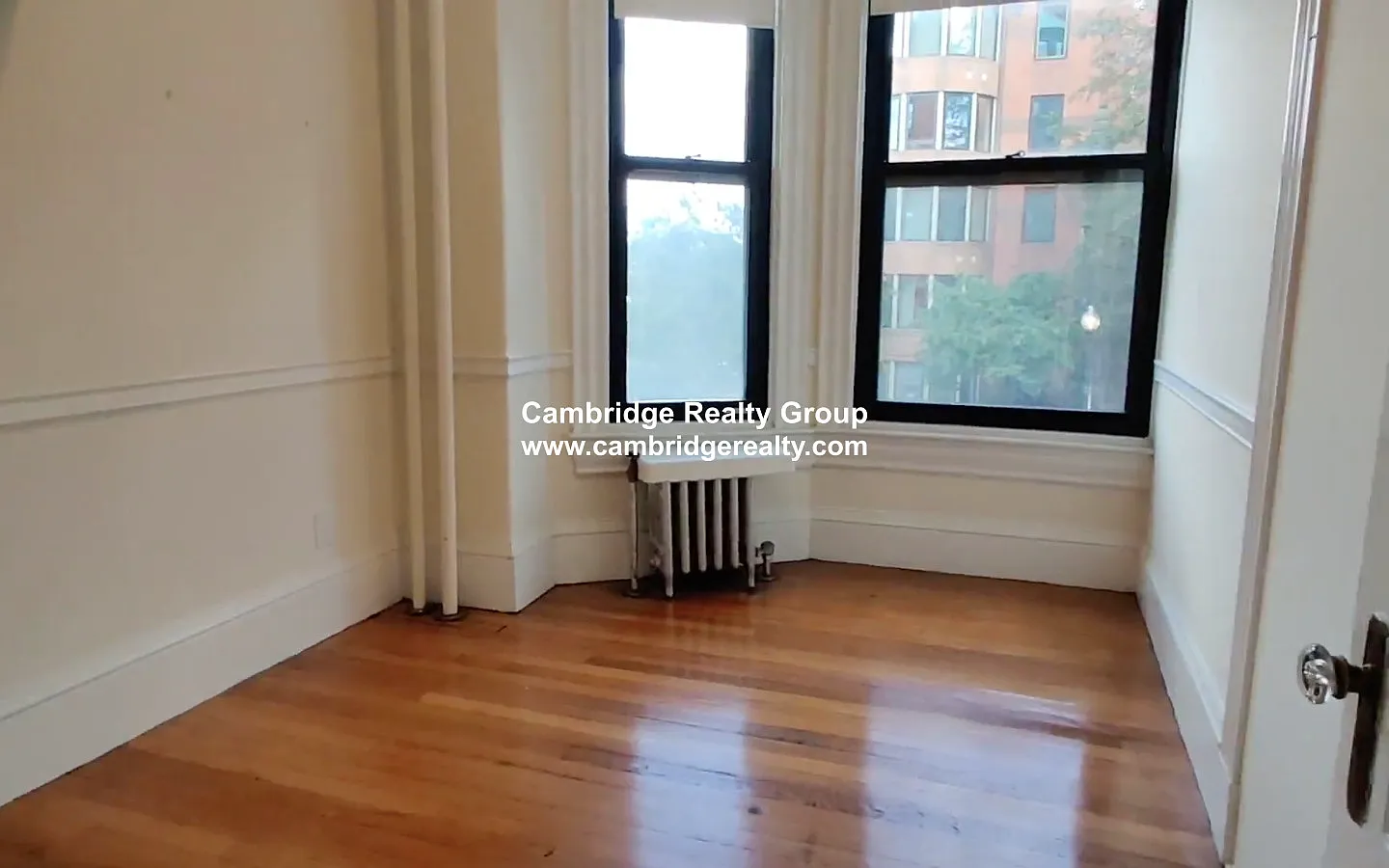 2 bed, 1.0 bath, $3,600 — Photo 4