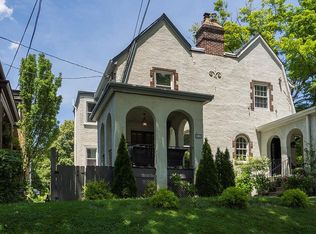 22 Wellington Rd, Ardmore, PA 19003