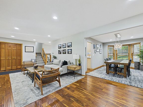 4th image of 30 B St