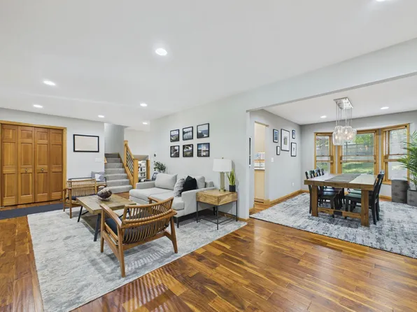 30 B St, Saint Paul, MN 55106