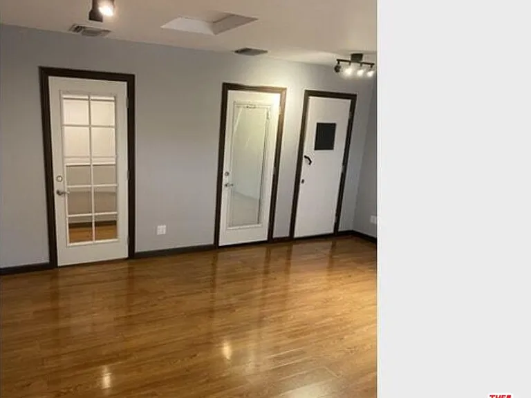 8120 Winsford Ave — Photo 24