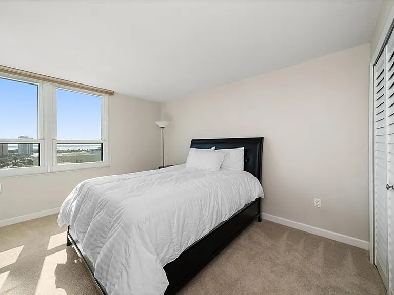 400 Island Way #901 — Photo 20