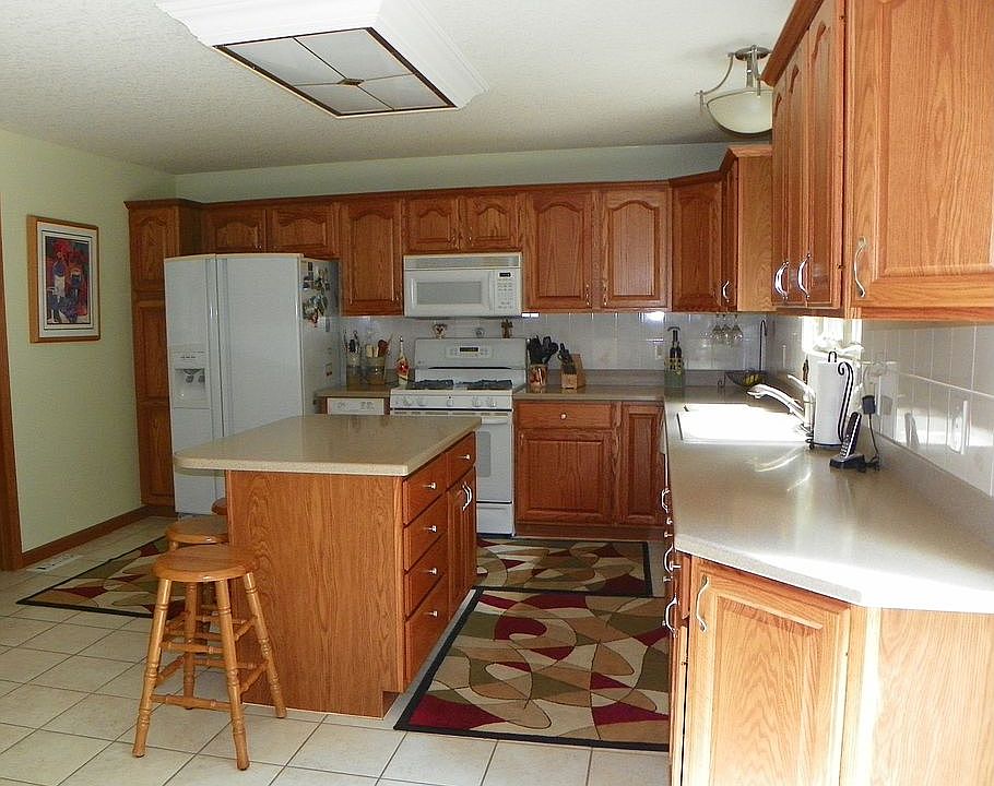 1st image of 3905 Forest Trail Dr
