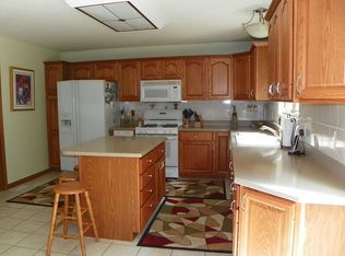 3905 Forest Trail Dr, Findlay, OH 45840