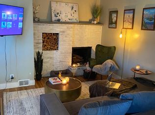 3205 S Corbett Ave #B, Portland, OR 97239