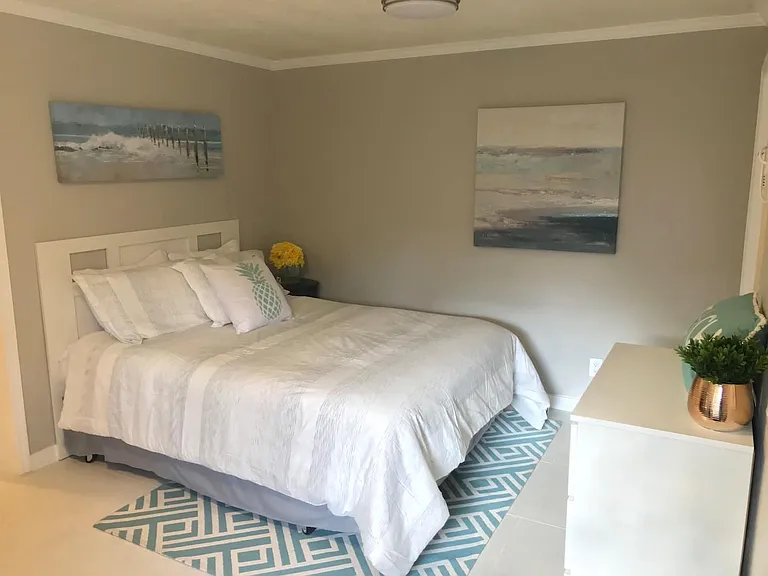 1210 NE 1st Ave #2 — Photo 9