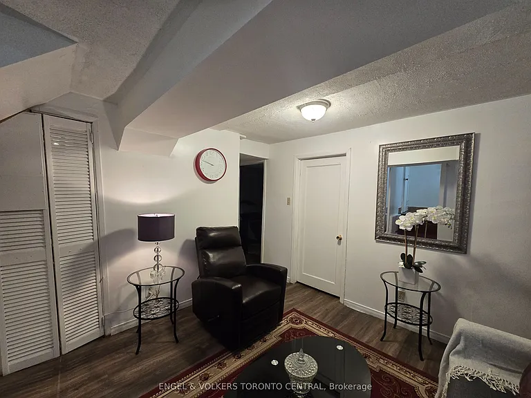 9 Shademaster Ct #BASEMENT — Photo 8