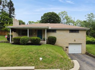 4 Wood Glen Ln, Pittsburgh, PA