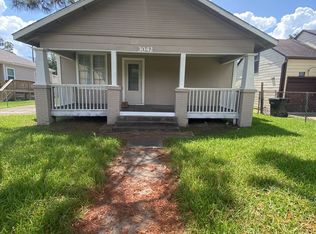 3042 6th St, Port Arthur, TX 77642