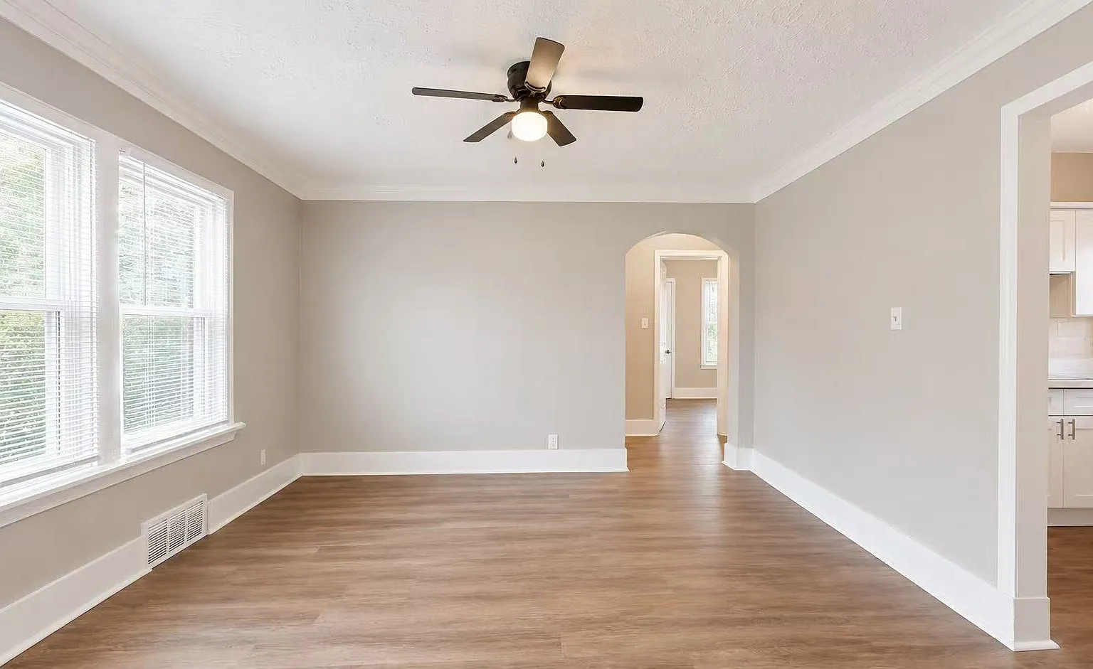 2 bed, 874 sqft, $1,200 — Photo 1