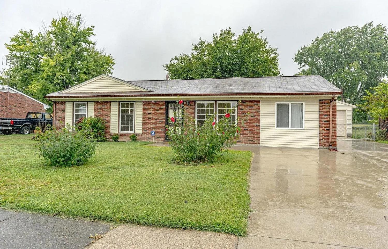 3 bed, 1.5 bath, 1544 sqft, $1,650 — Photo 1