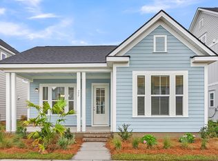 777 Blueway Ave, Summerville, SC 29486