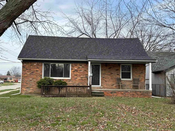 18979 Minnesota St, Roseville, MI 48066