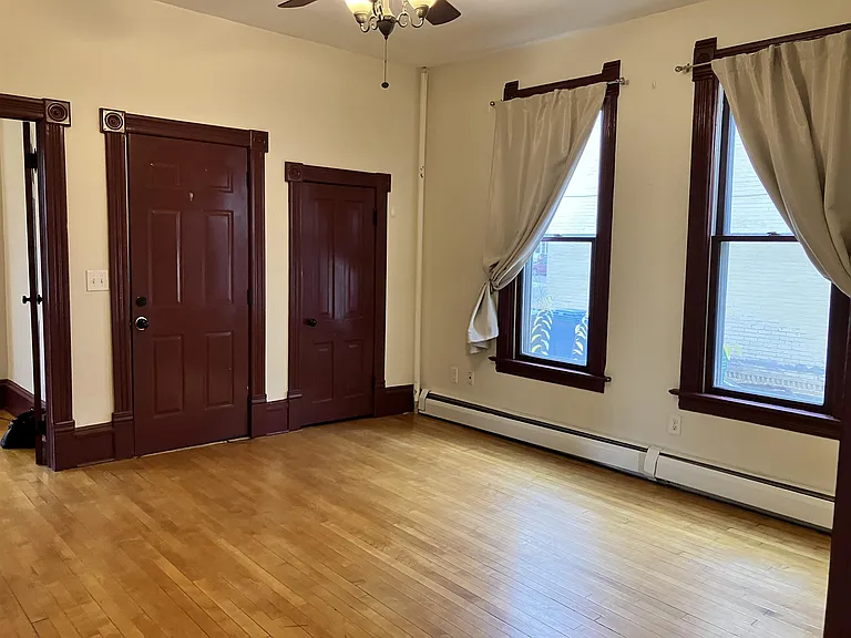 1908 Jackson St NE #1 — Photo 11