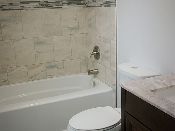 5th image of 7513 Goldenrod Dr