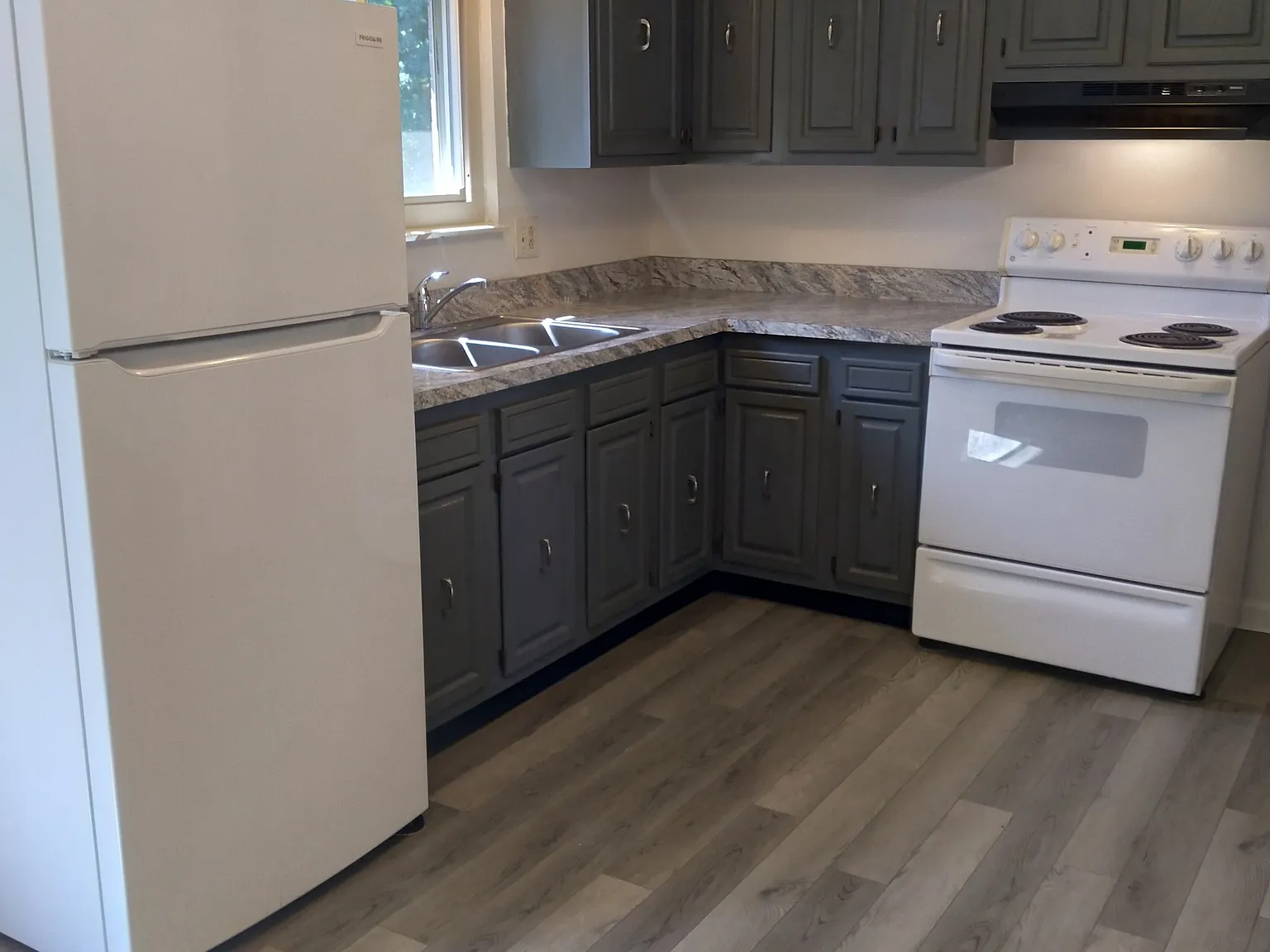 7314 Seymour St NW — Photo 2