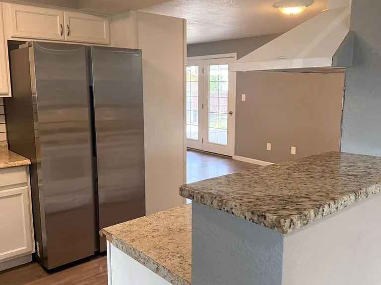 3850 Grenada Way — Photo 6