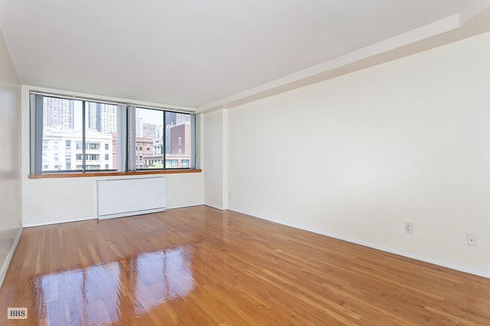 2nd image of 414 W 54th St Ph C