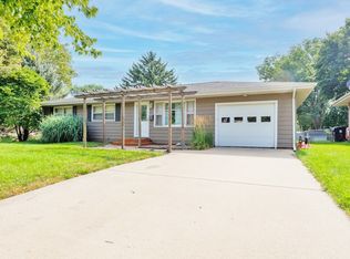 5 Ardith Dr, Normal, IL 61761