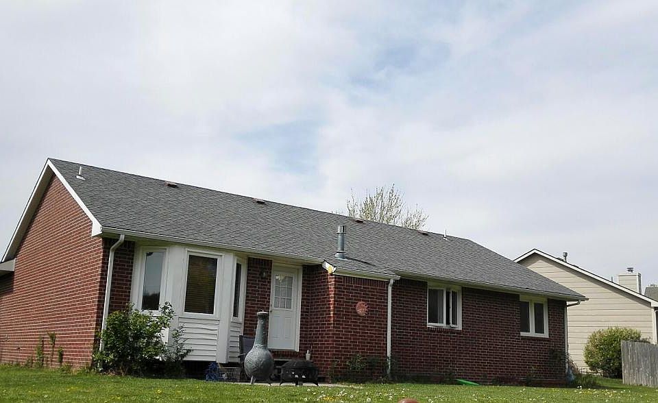 1st image of 316 N Pecan Ct