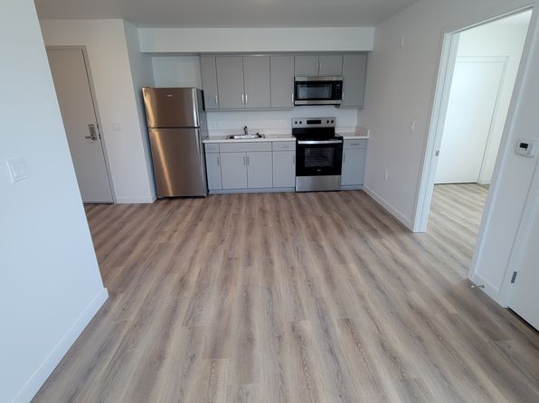 1635 E 117th Pl #110