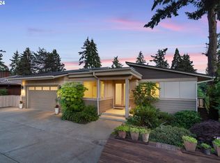 1011 Columbia Ridge Dr, Vancouver, WA 98664