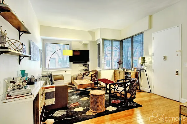 Sold by City Connections Realty | media 1