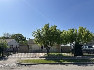 3212 Storey Ln, Dallas, TX 75220