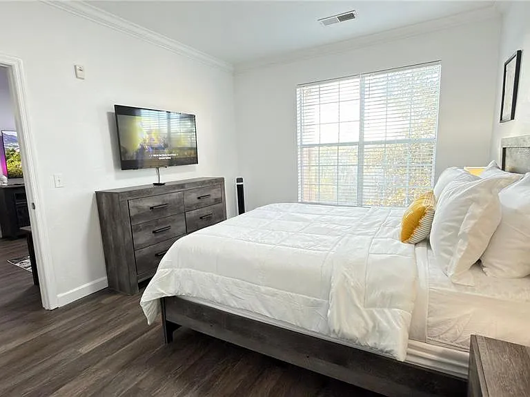 1301 Tuscan Ter #9403 — Photo 10