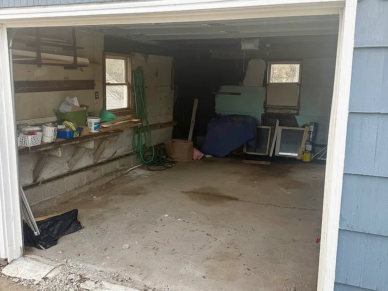 1240 Northern Ave — Photo 3