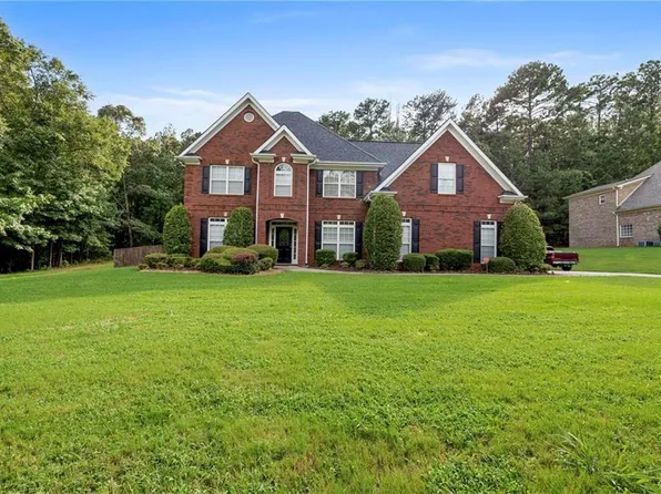 2104 Crest Wood Dr, Conyers, GA 30094