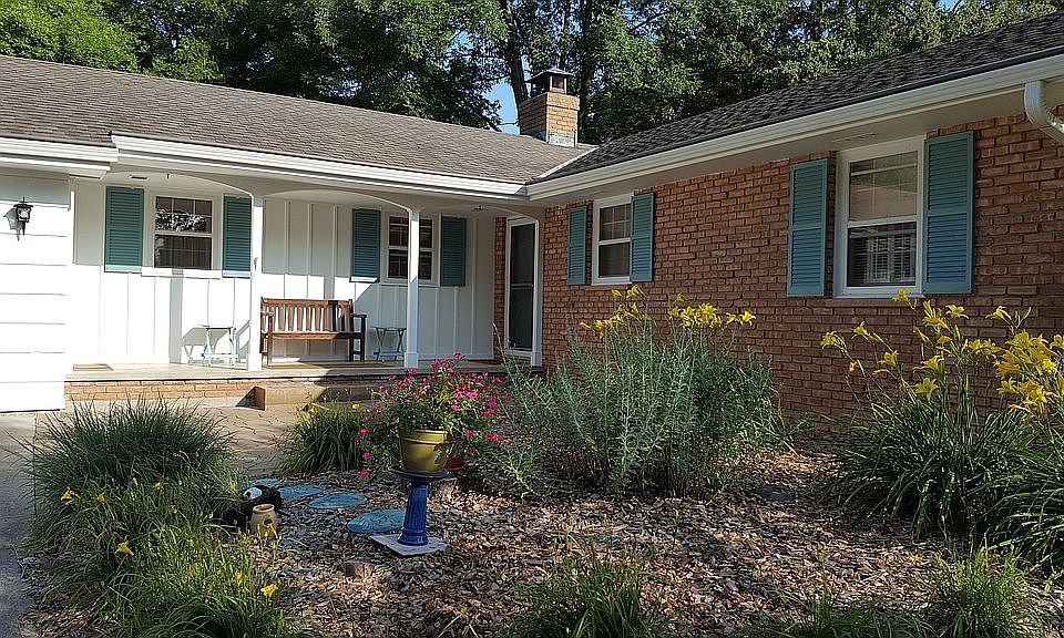 1st image of 145 Eastwood Dr