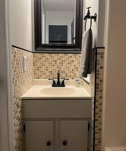 ensuite bath