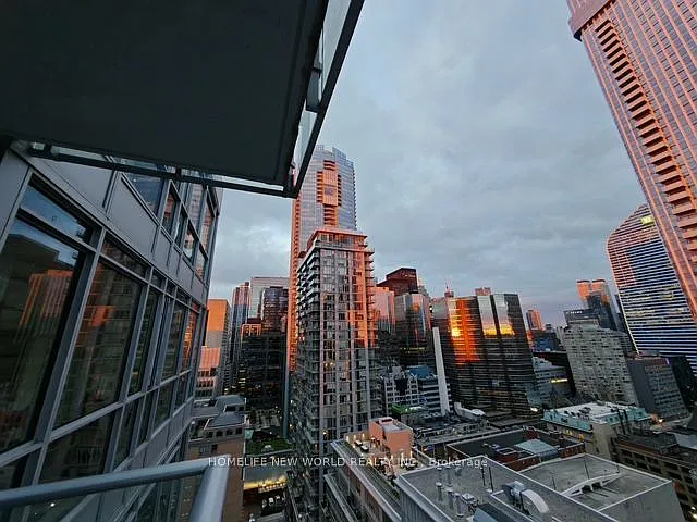 30 Nelson St #2304 — Photo 12