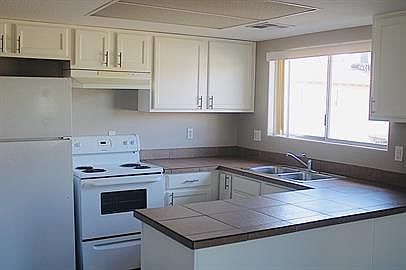 3rd image of 4429 N 53rd Ln #3