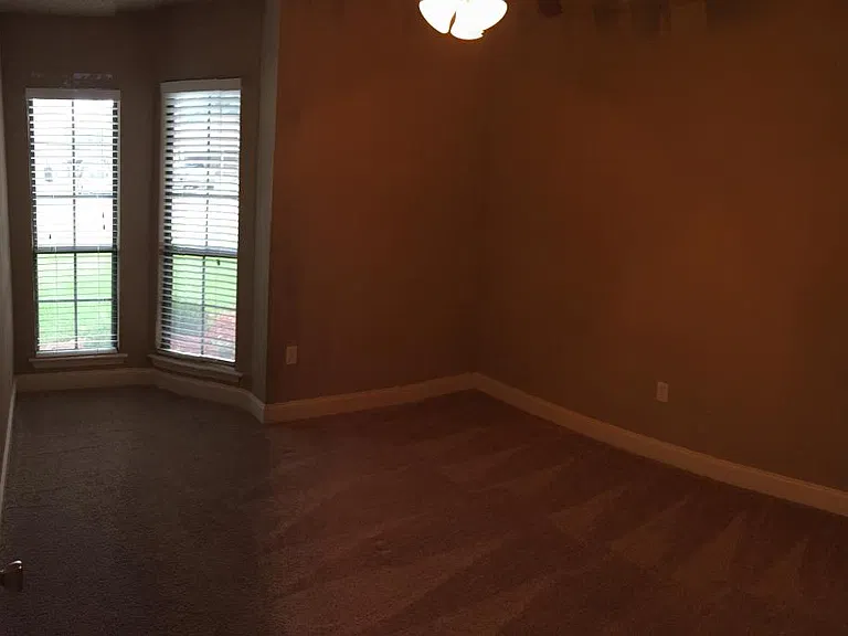 802 Huntwyck Cir — Photo 12