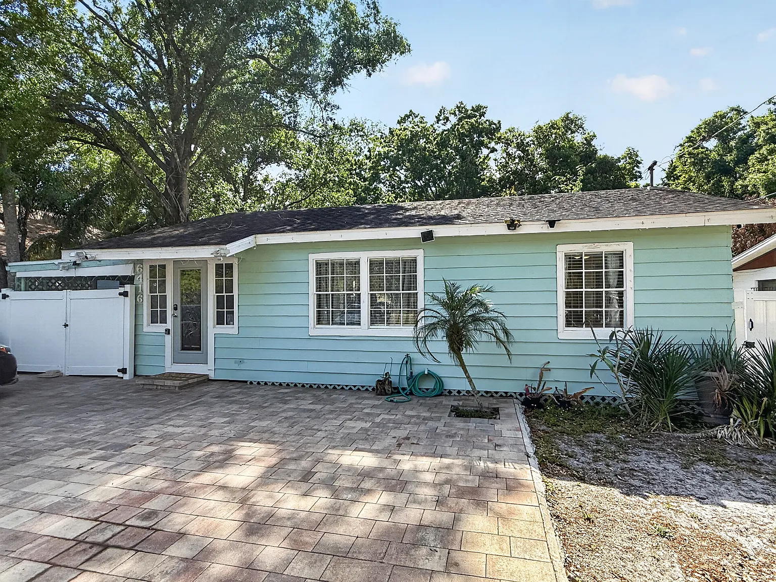 2 bed, 1008 sqft, $2,300 — Photo 3
