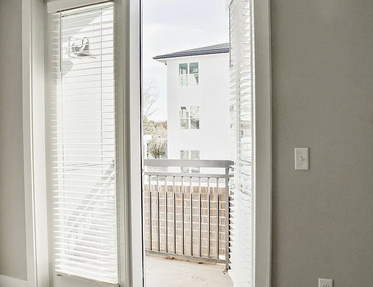 330 Archdale Dr — Photo 9