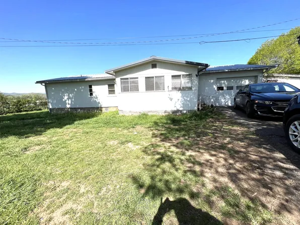 1598 Hickory Flats Rd, Pennington Gap, VA 24277
