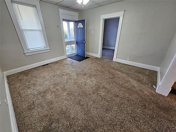 4th image of 3420 Penn St