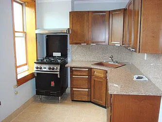 Rented by Carroll Gardens Realty