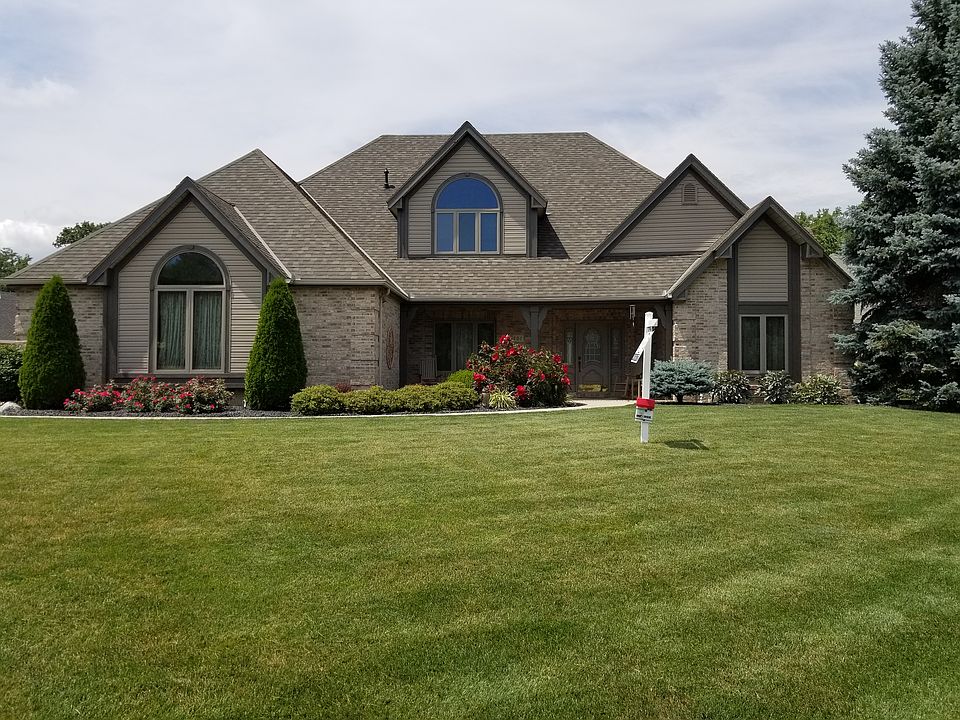 1st image of 201 Crabapple Ln #8