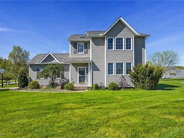 1255 Timber Top Dr, Tallmadge, OH 44278