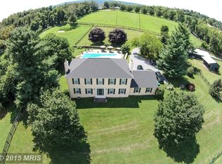 35389 Paxson Rd, Round Hill, VA 20141