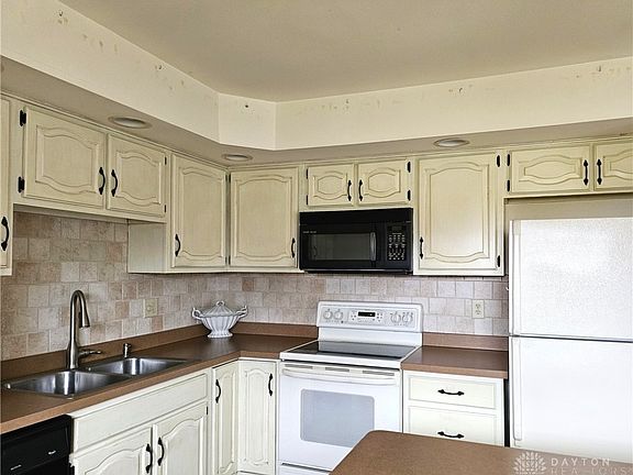 2nd image of 2701 Bellsburg Dr