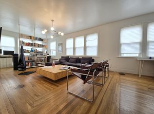 370 Academy Ave, Providence, RI 02908